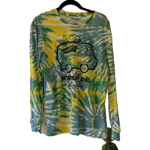 Tops - Scooby Doo Long sleeve T shirt Size L